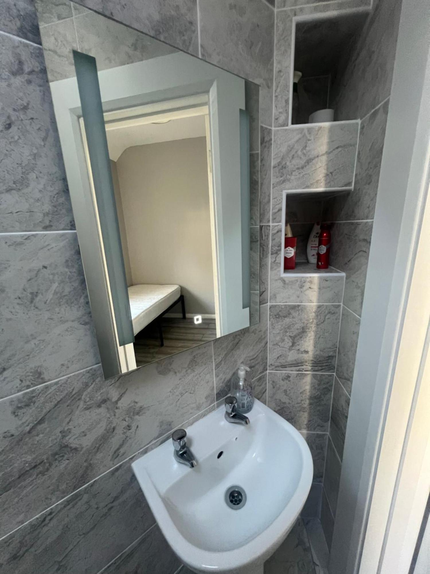 Avonbeg Cottages 2 Bed 1 Bath Accommodate 3 Guests Rathdrum Bagian luar foto