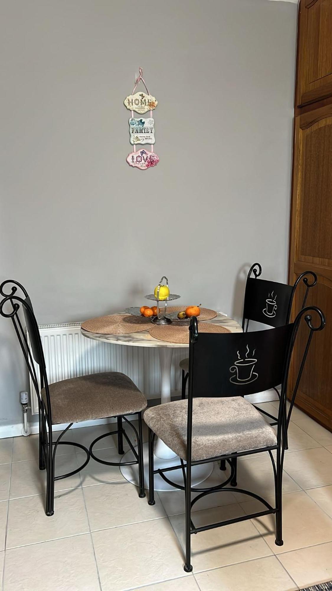 Avonbeg Cottages 2 Bed 1 Bath Accommodate 3 Guests Rathdrum Bagian luar foto